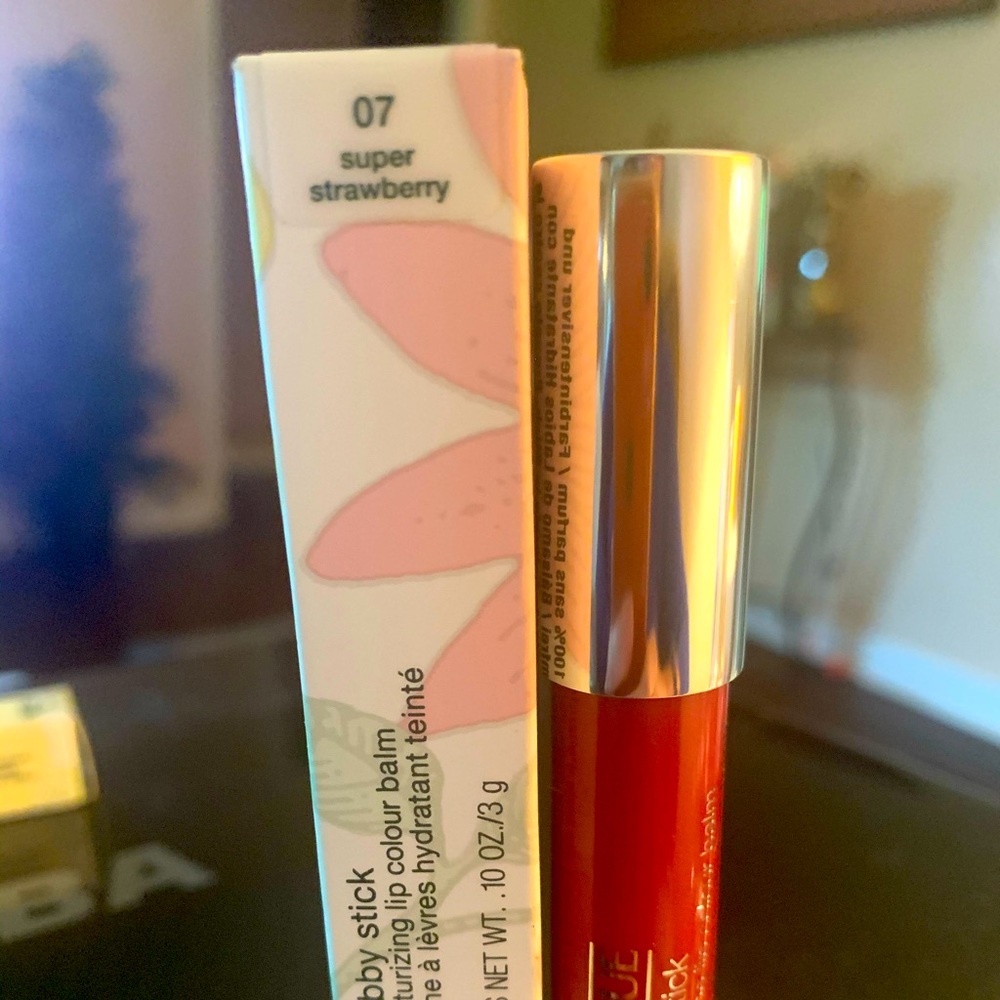 Clinique chubby stick moisturizing color balm